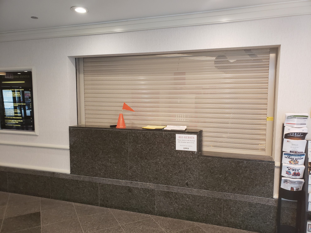 Entryway - entryway idea in Chicago