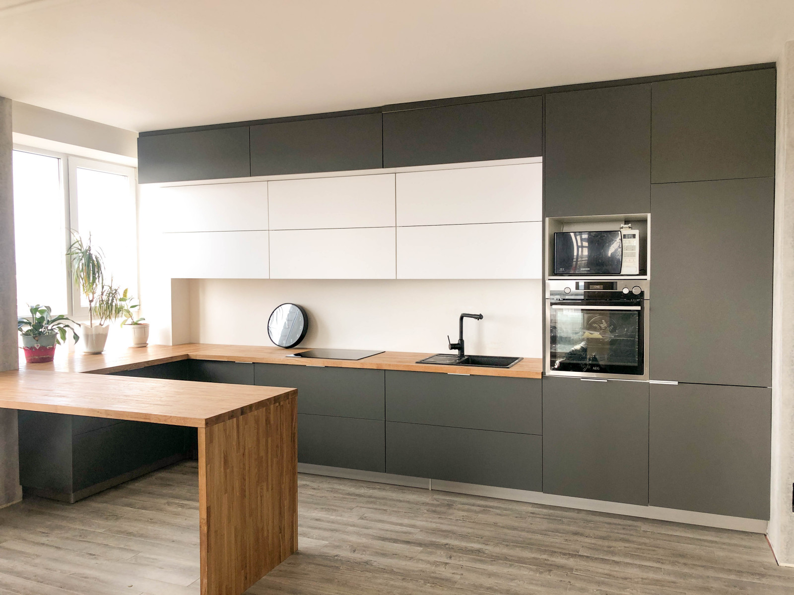 Кухня в ЖК Романовъ