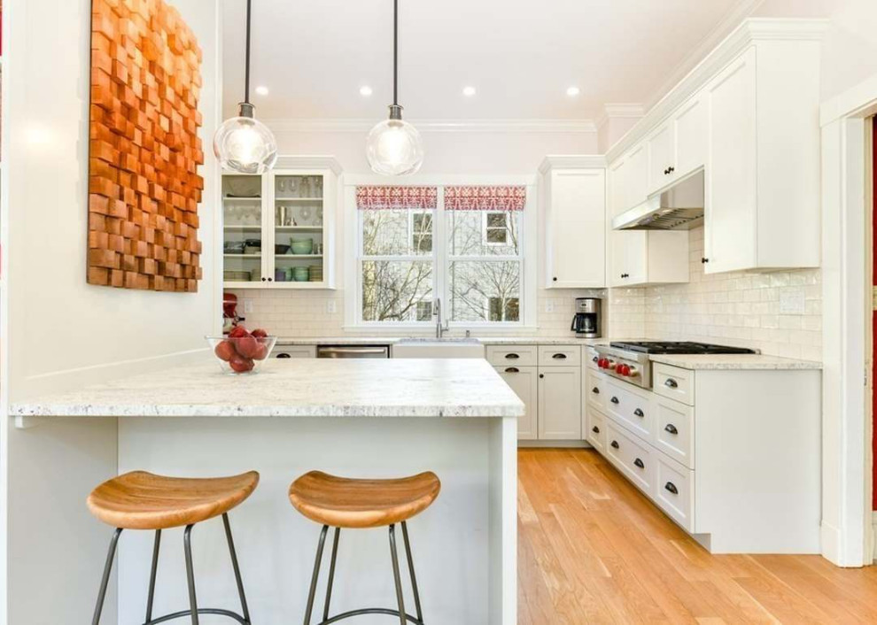 Kitchen - kitchen idea in Boston
