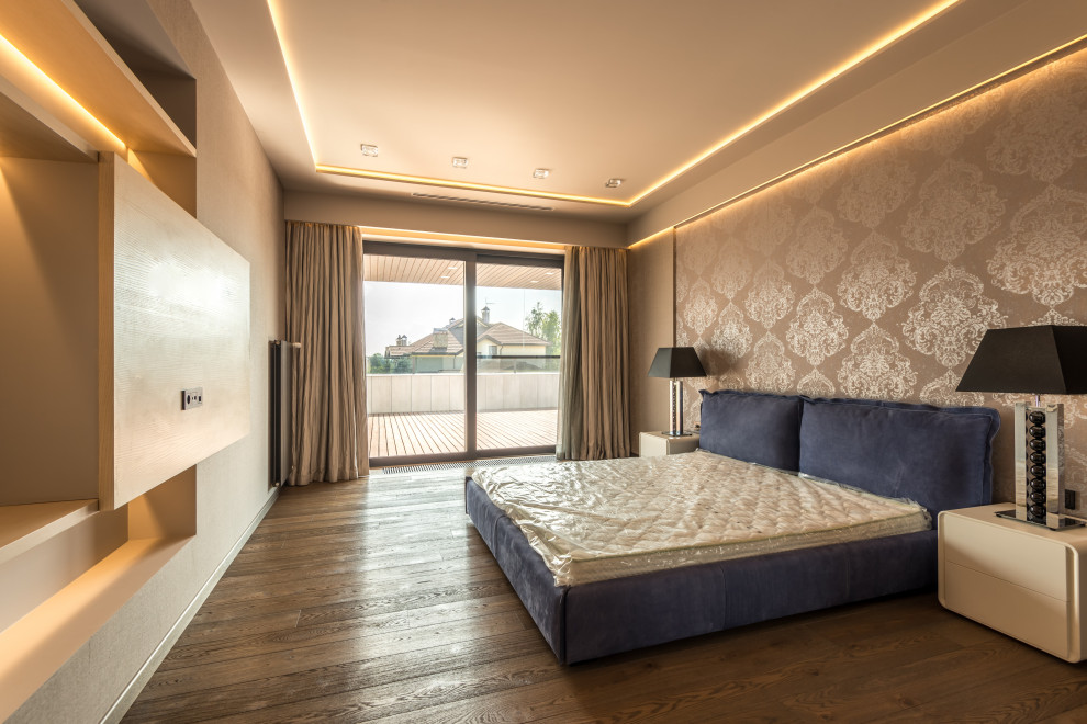 Photo of a modern bedroom in Madrid.