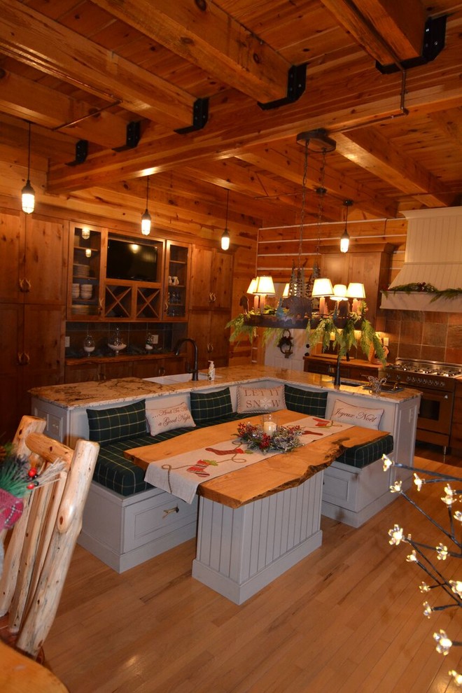 Kitchen - rustic kitchen idea