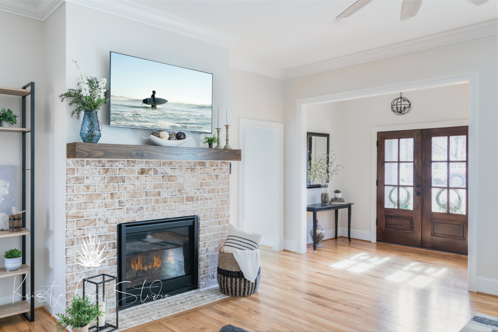 Home design - transitional home design idea