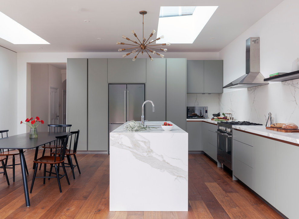 Design ideas for a contemporary kitchen in London.