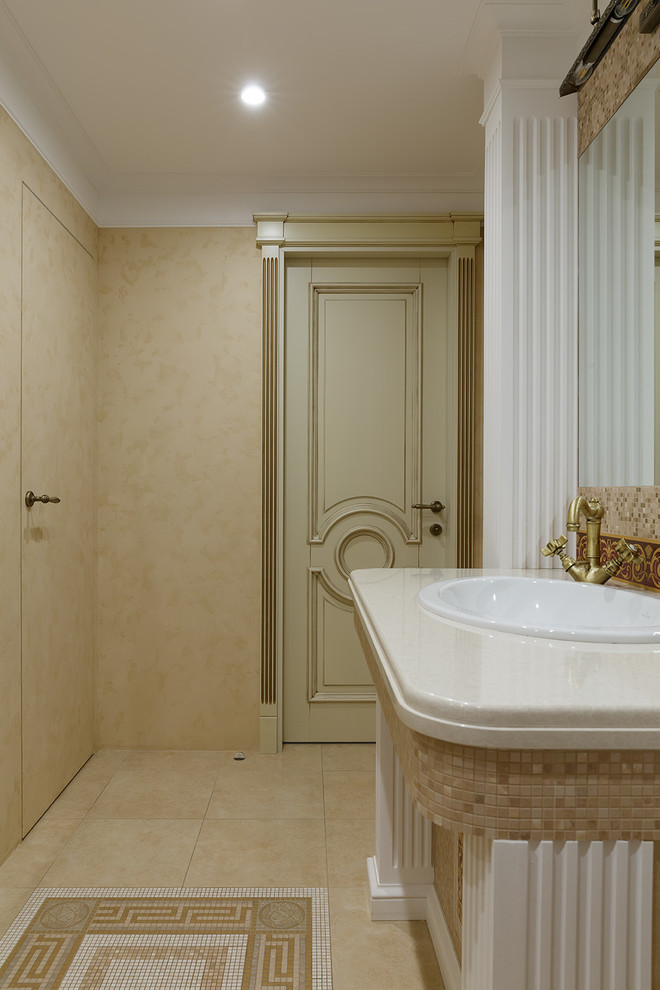 Квартира в Петродворце в классическом стиле - 124 м²