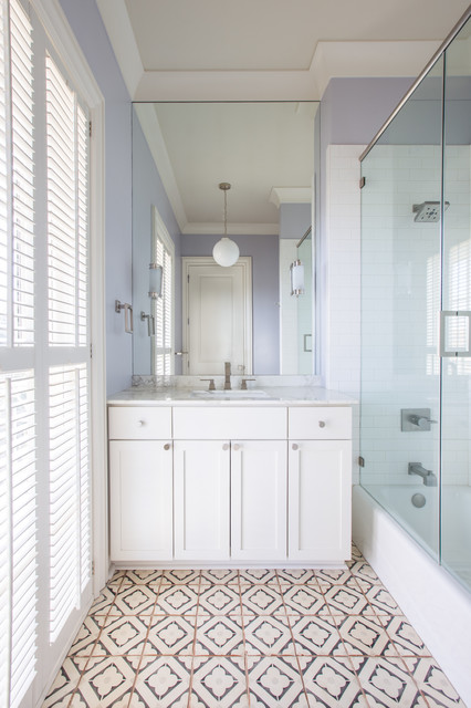 Kids bathroom contemporary-bathroom