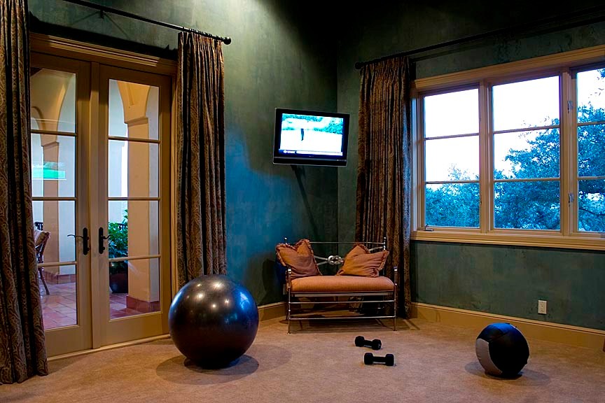 Inspiration for an eclectic home gym in Austin.