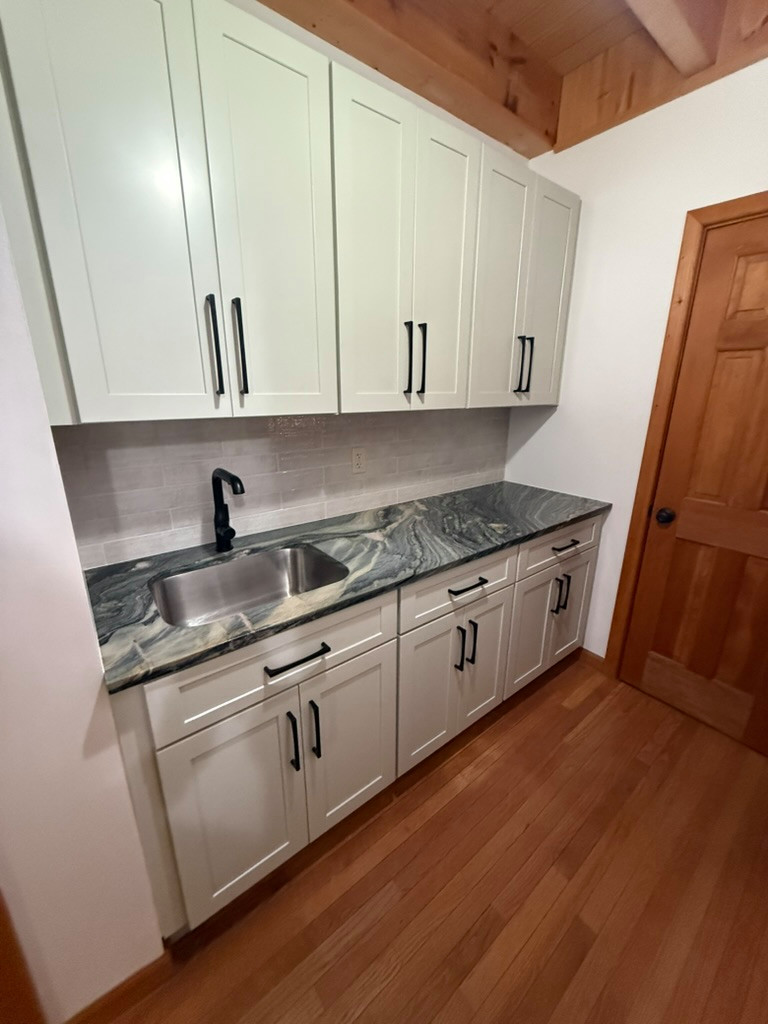 Modern Rustic Cabin Kitchen Inspiration
