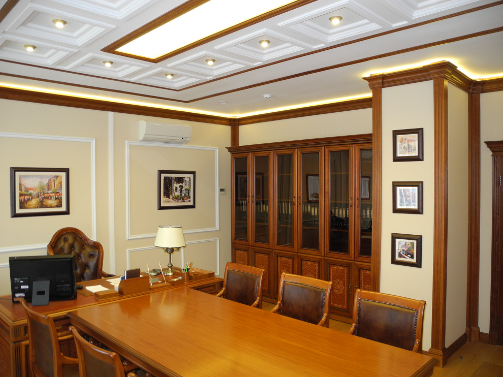 Кабинет в классическом стиле