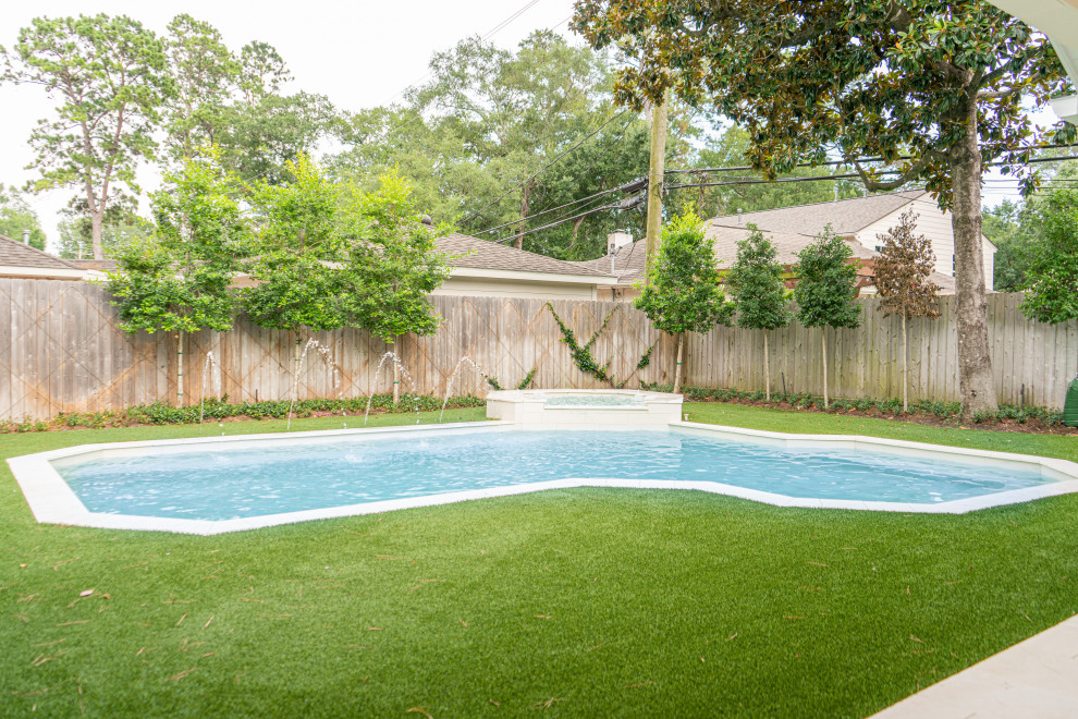 Design ideas for a medium sized retro back kidney-shaped swimming pool in Houston with tiled flooring.