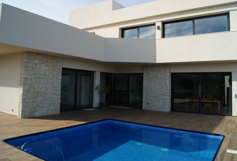 This is an example of a mediterranean exterior in Alicante-Costa Blanca.