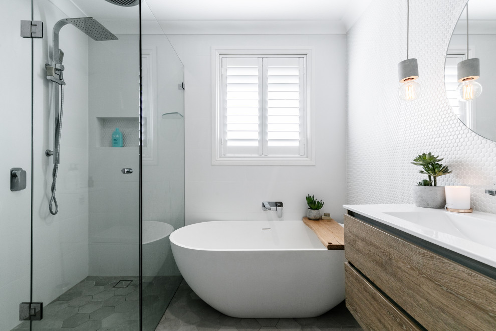 CARINGBAH - Contemporary - Bathroom - Sydney - by Jane Thomson Interior ...