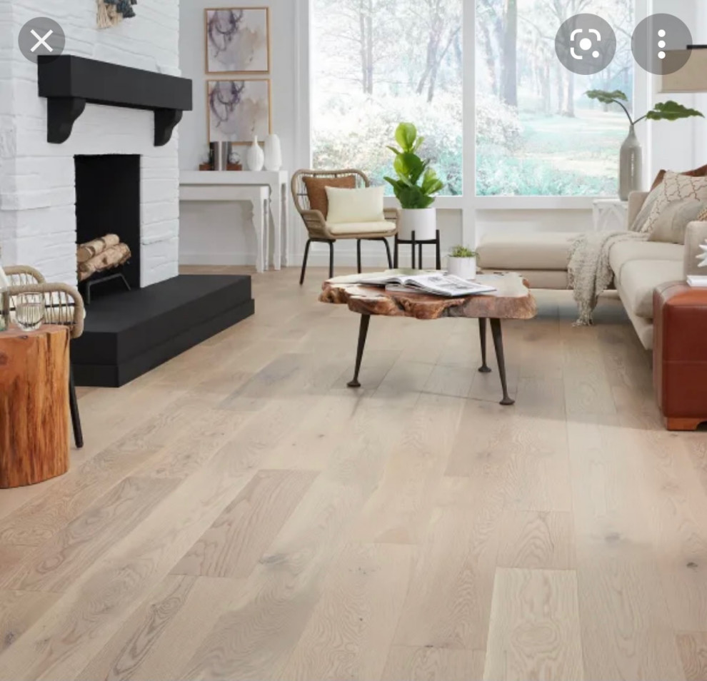 Porcelain Tile with White Oak Look