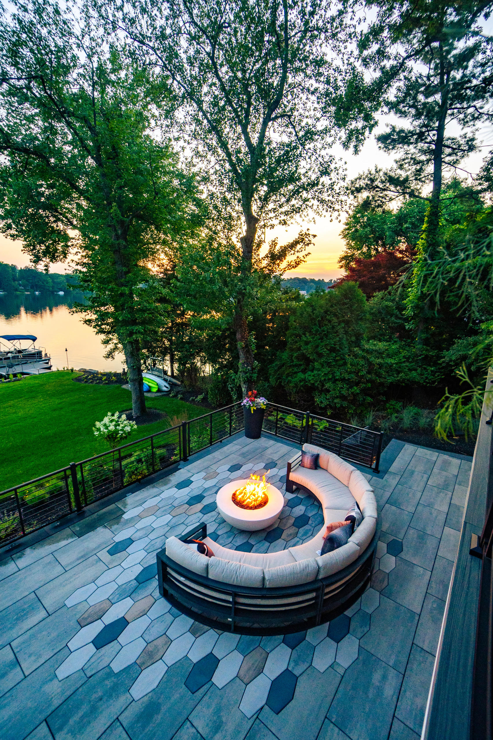 RAISED PATIO, OUTDOOR KITCHEN IN WAYNE NJ