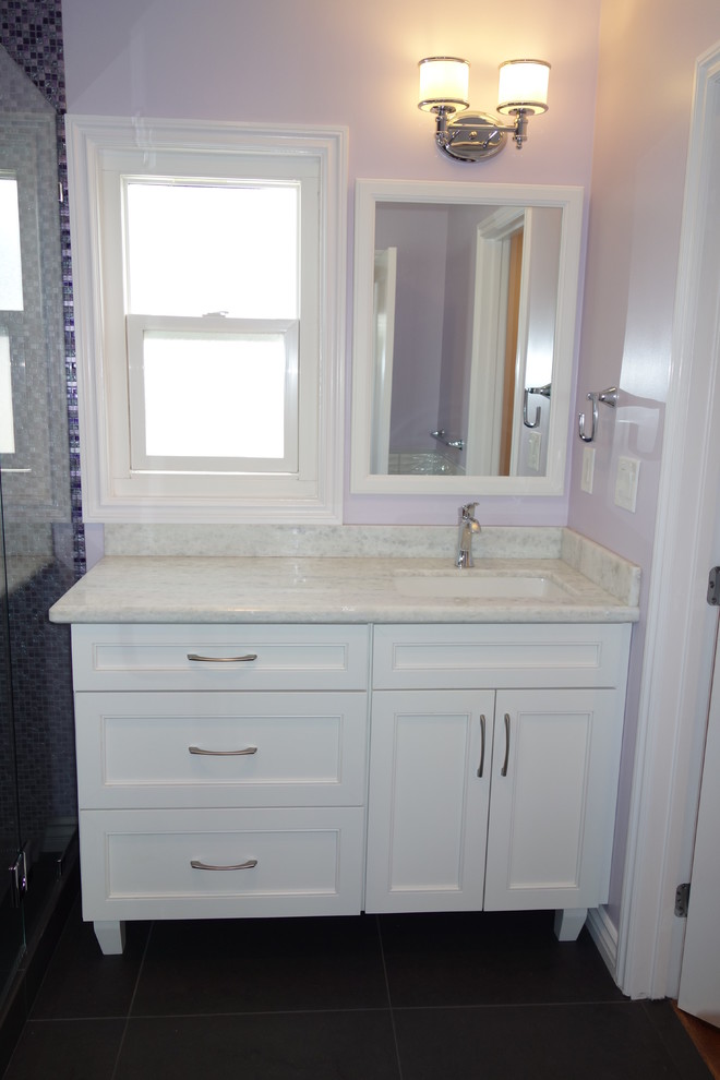 Inspiration for a transitional home design remodel in Orange County