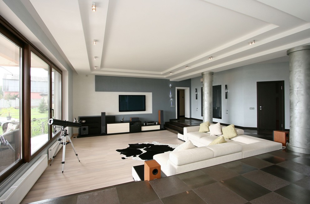 Contemporary style apartment