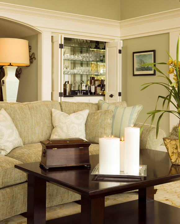 Design ideas for a tropical family room in Charleston.