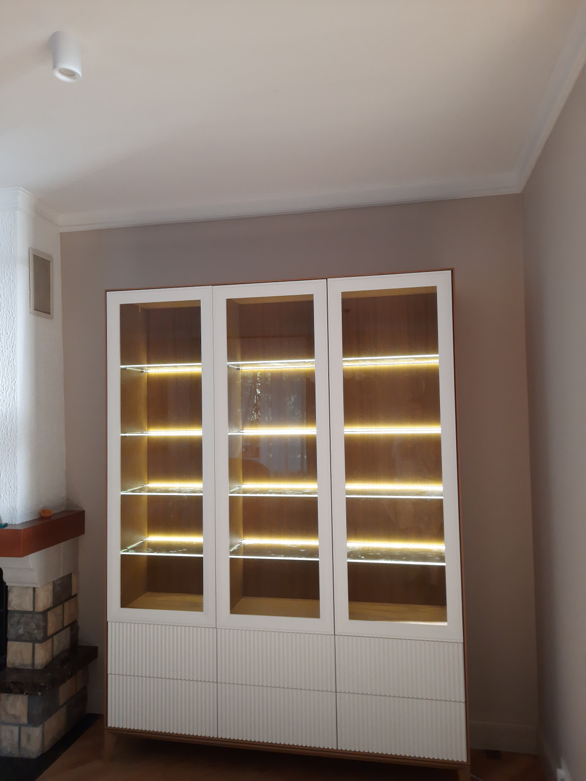 Индивидуальные  изделия на основе стандартной коллекции  The one