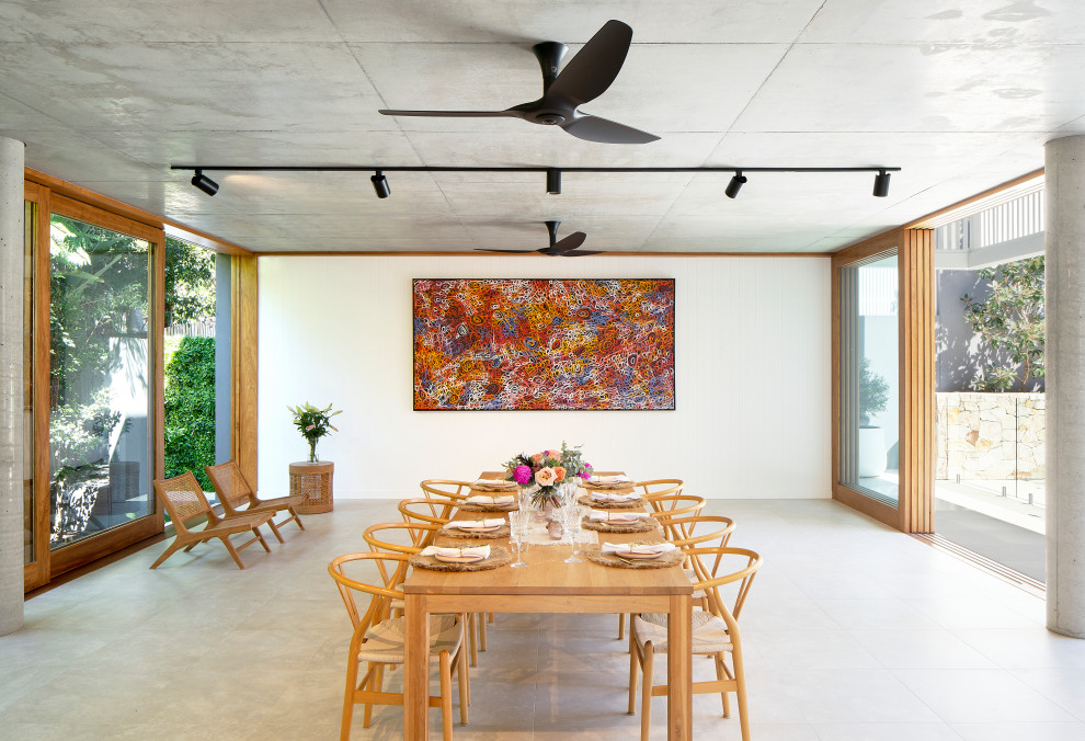 Photo of a modern dining room.