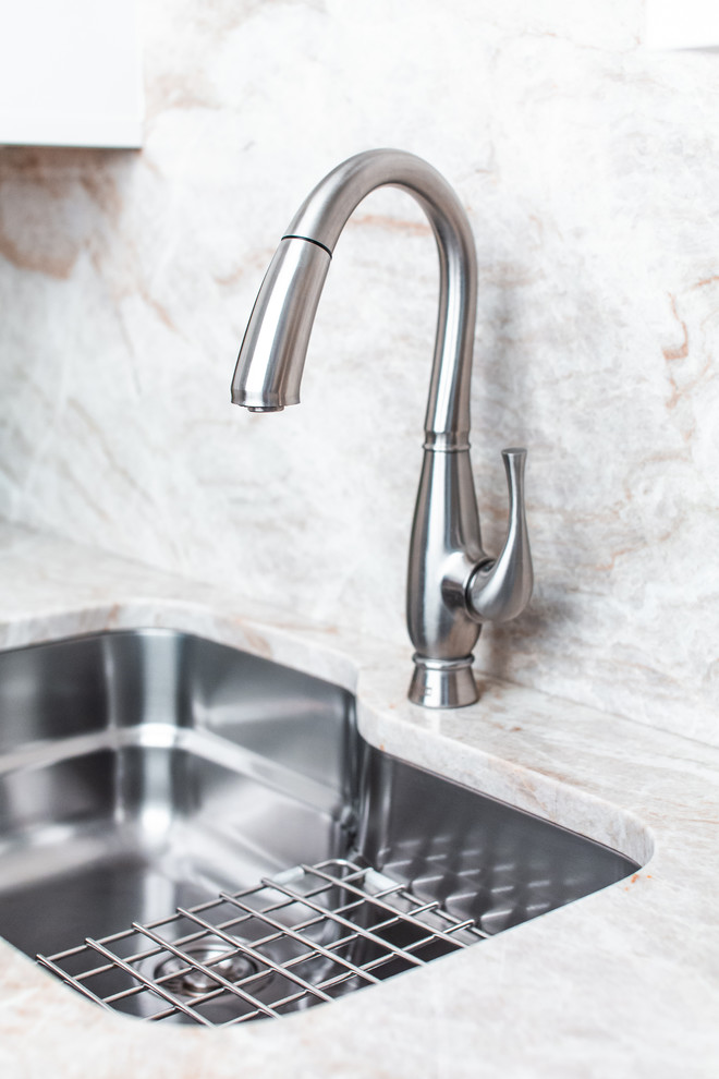 Home design - transitional home design idea in Boston