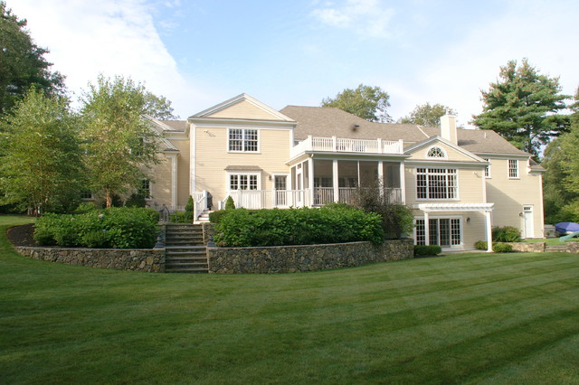 ext 3 traditional-exterior