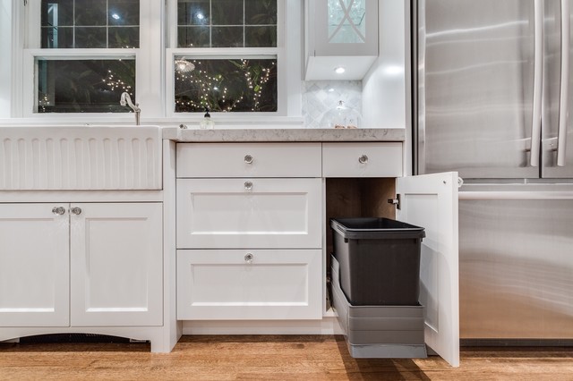 Charming Cape Cod american-traditional-kitchen