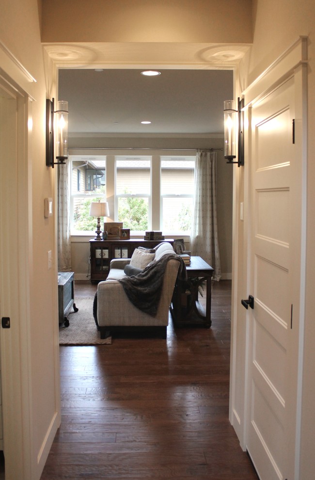 Entryway - transitional entryway idea in Seattle