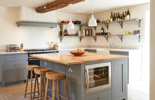 Burnaville Hall country-kitchen