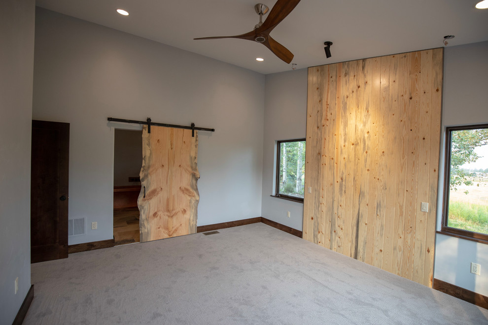 Urban home design photo in Denver
