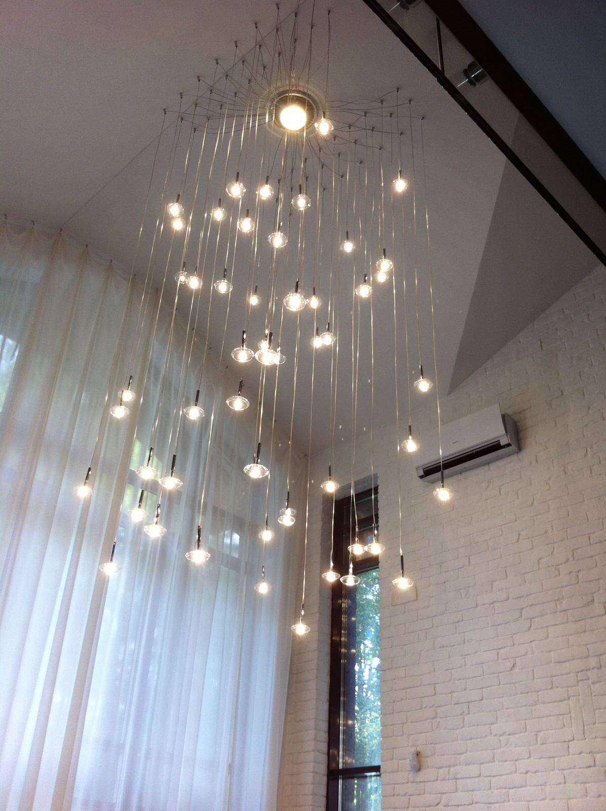 Люстра для второго света