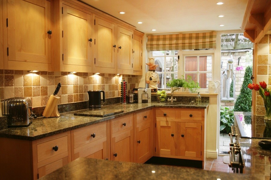 Design ideas for a modern kitchen in West Midlands.