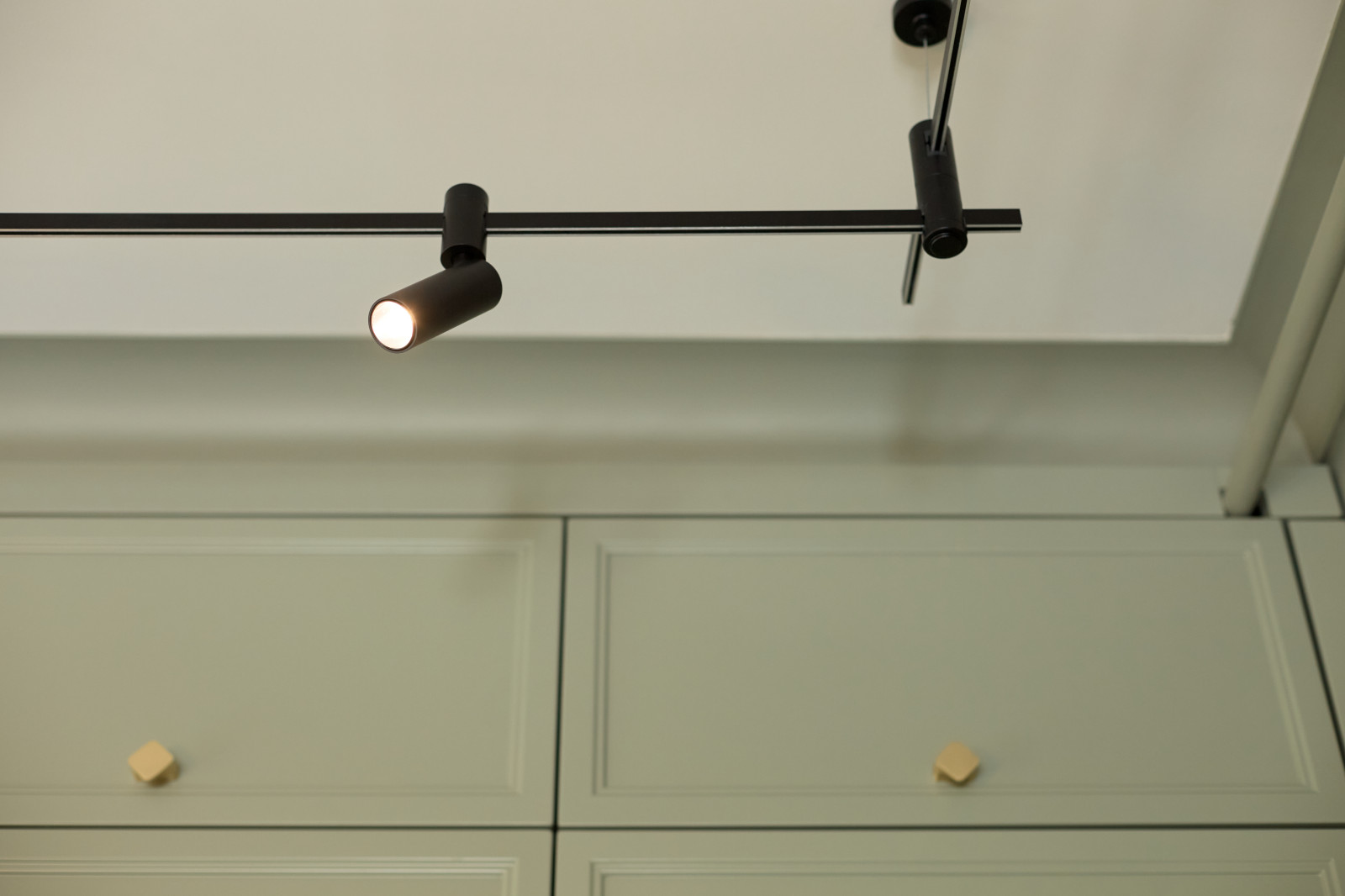 Трековая система освещения Esthetic Magnetic