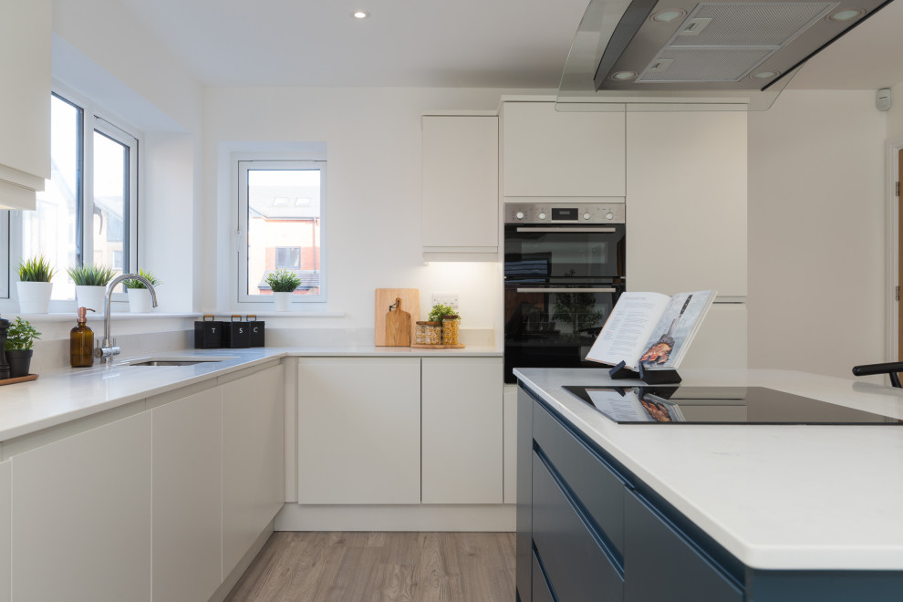 Bosworth Close - New Build - Stage to Sell