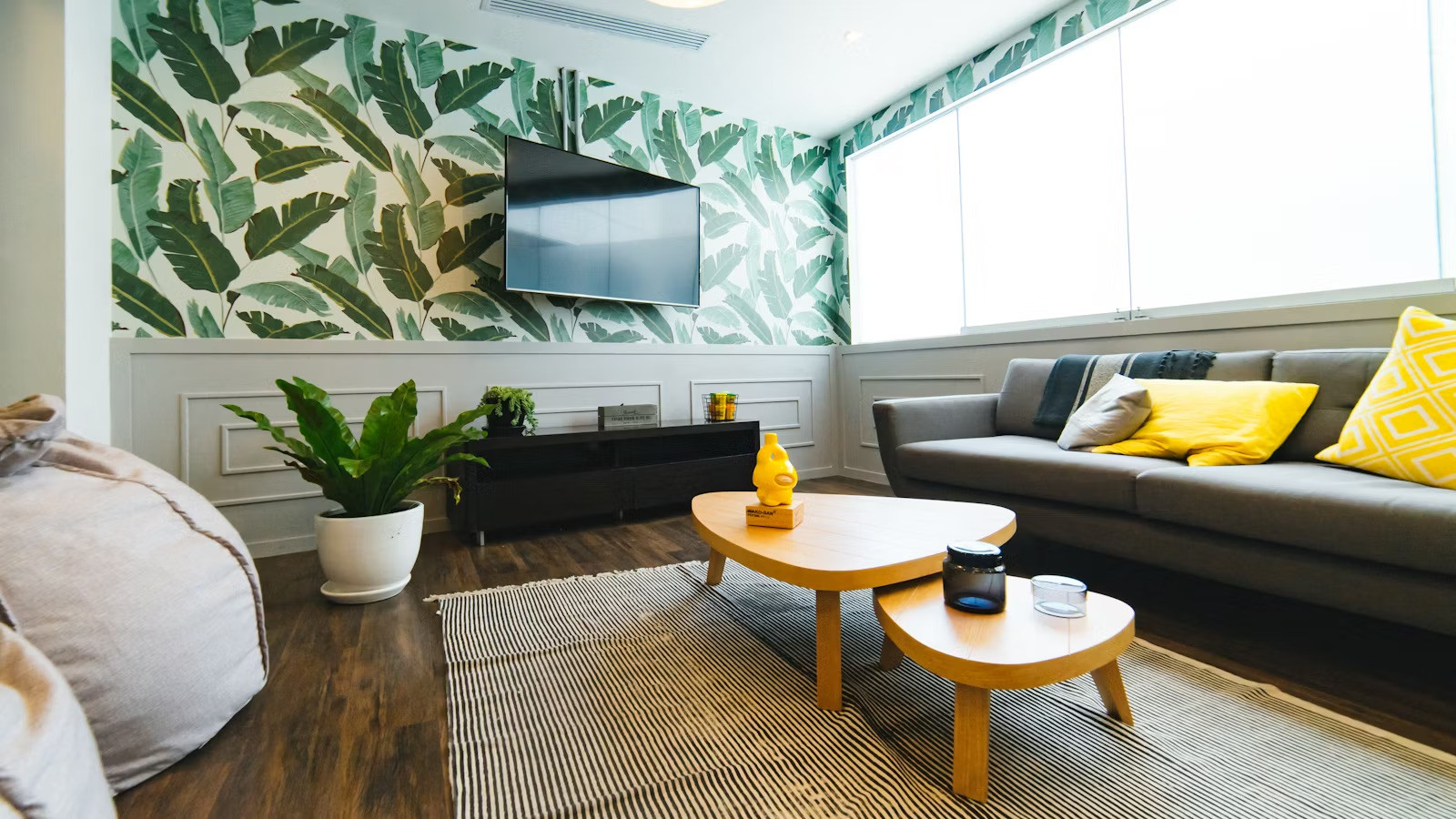Creation d'espace de bureau pour un grand groupe a Paris/ La Defense