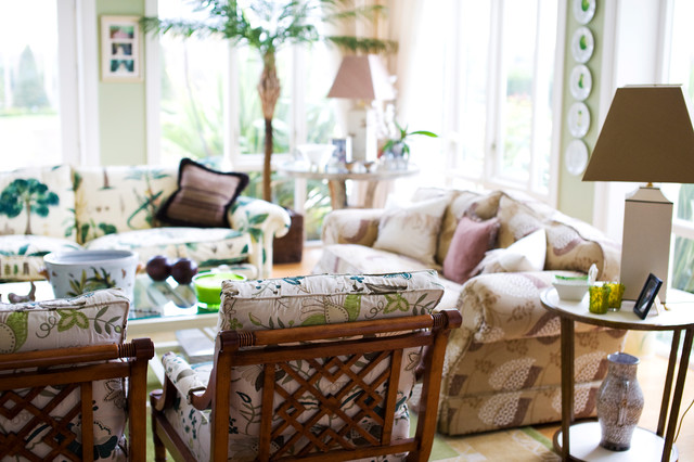 Dublin House transitional-living-room