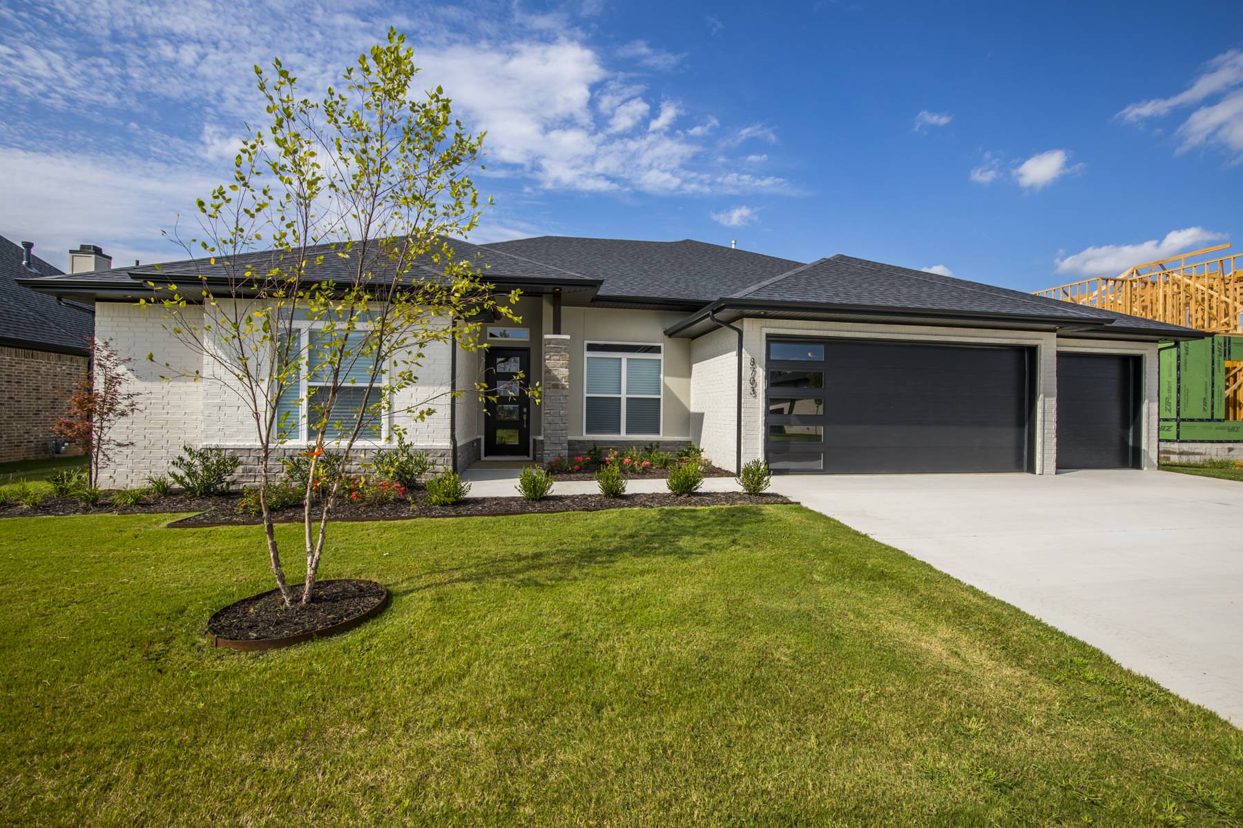 ST120_8703 W Birdsong Lane
