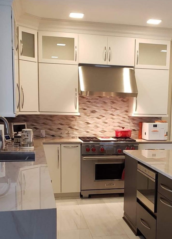 Sleek & Elegant Contemporary Kitchen