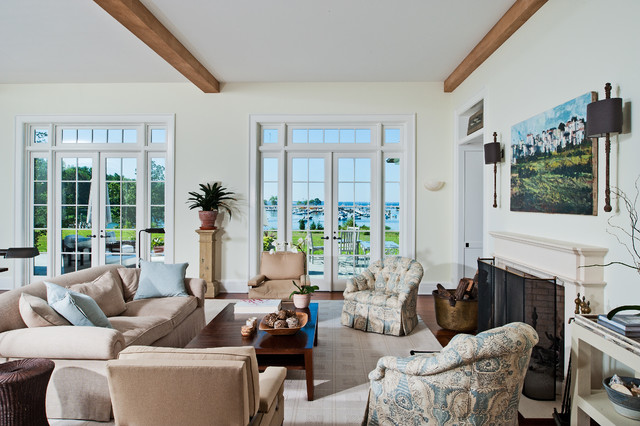 Waterfront Shingle Style in Darien klassisch-modern-wohnbereich
