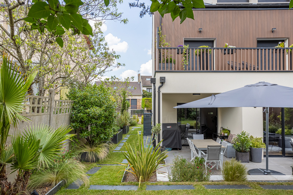 Aménagement d'un jardin avec jacuzzi
