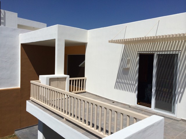 Terraza trendy-hus-og-facade
