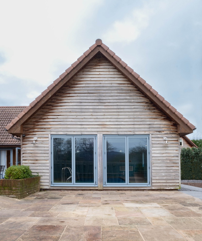 Inspiration for a rustic exterior home remodel in Gloucestershire