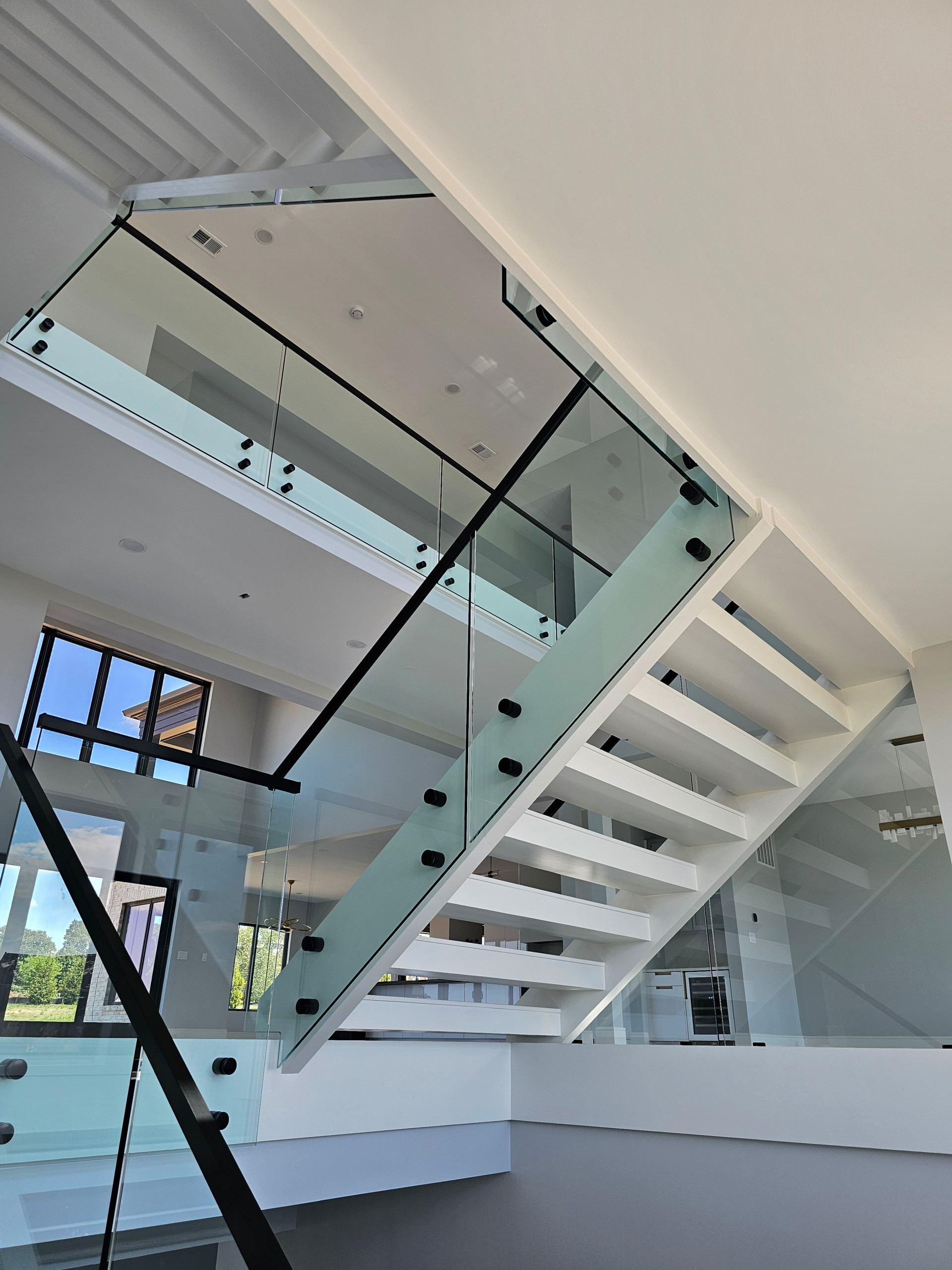 125_Modern Open Rise Stair with Glass Balustrade, Aldie, VA 20105