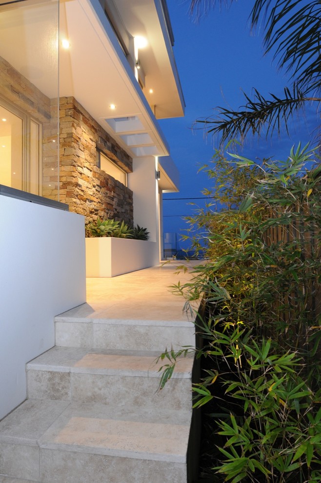 Inspiration for a beach style patio in Sydney.