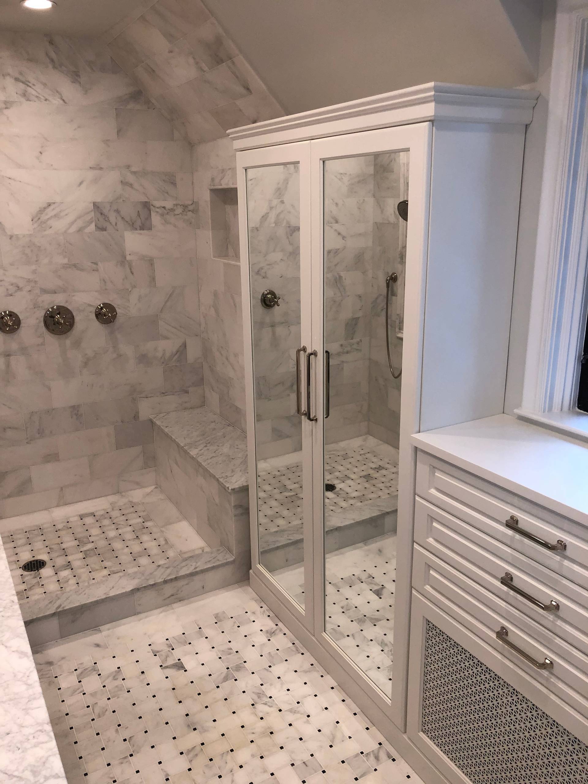 Silverman’s master bathroom