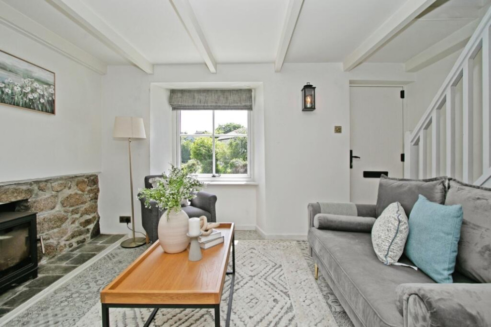 Peters Terrace - Staged to Sell