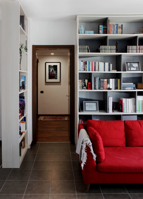 QUALCOSA DI ROSSO contemporary-living-room