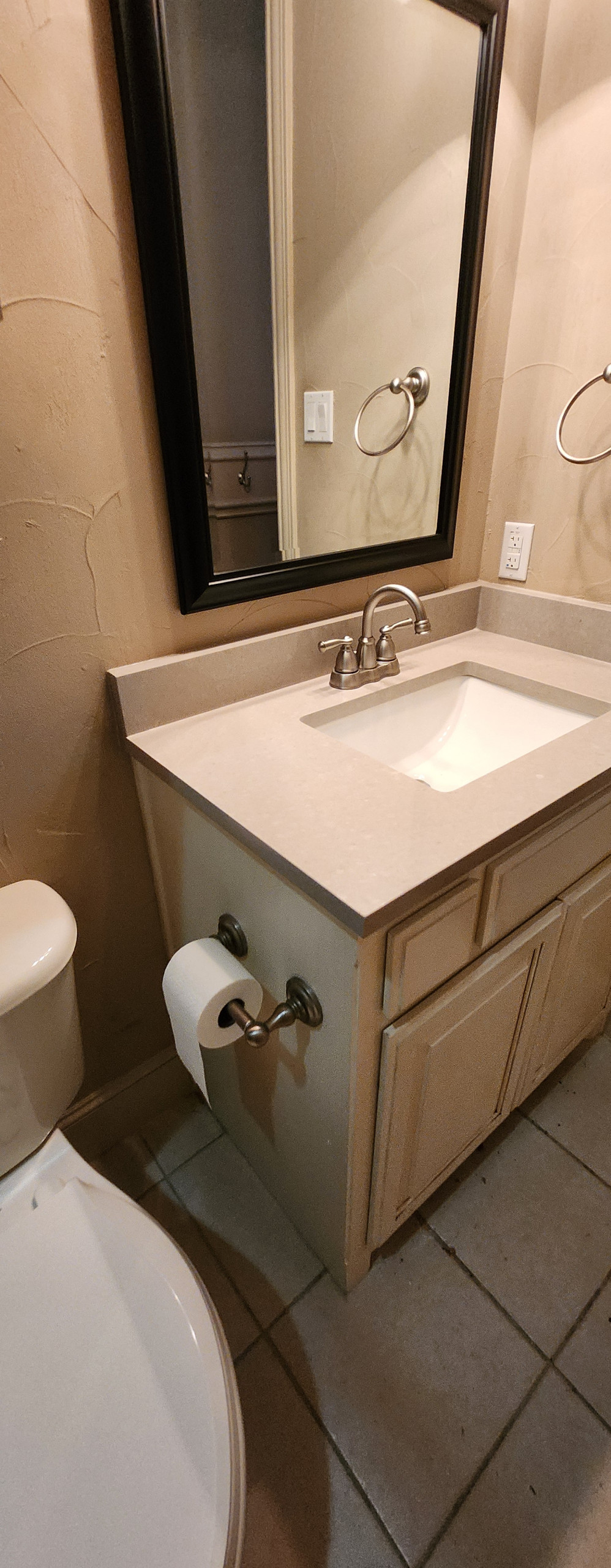 Countertop & Cabinet Custom