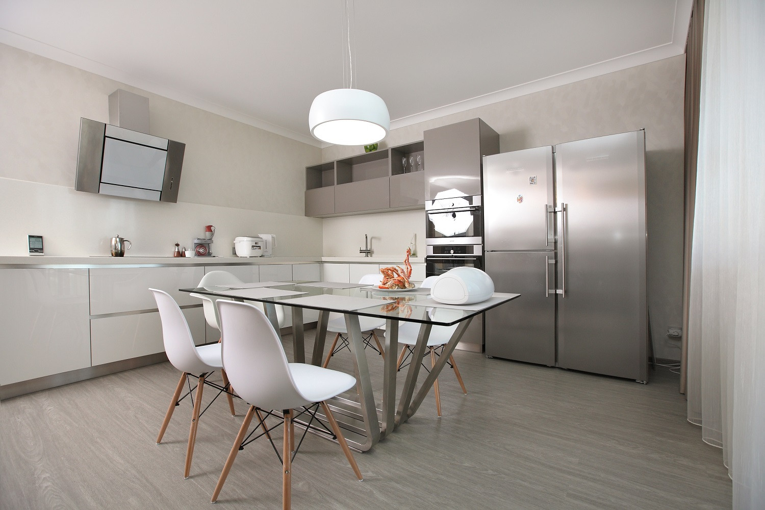 Кухня в минималистическом стиле