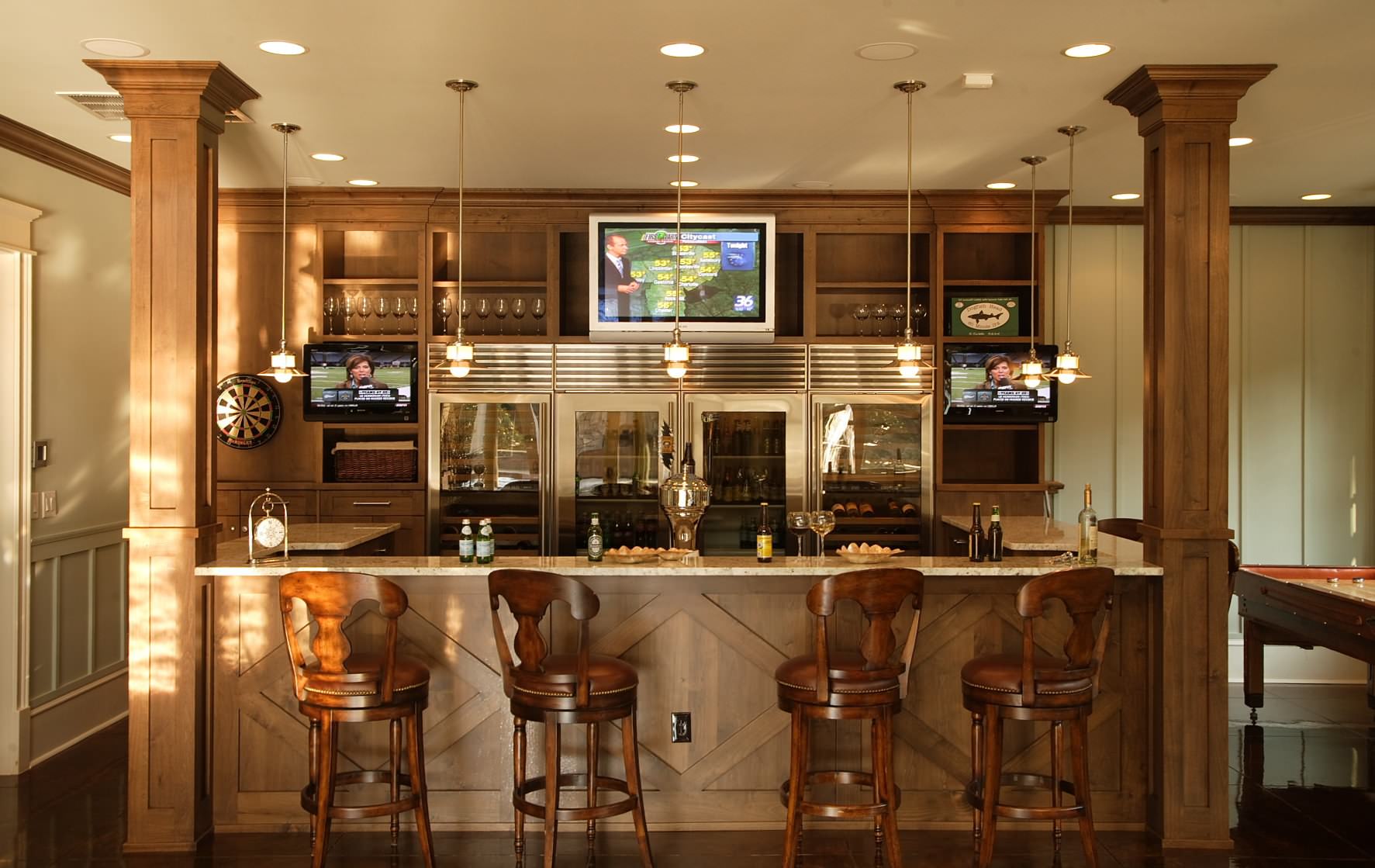 75 Victorian Home Bar Ideas You'll Love - January, 2026 | Houzz, image size:1773x1119