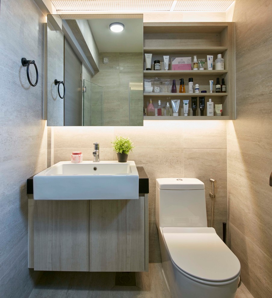 Photo of a transitional bathroom in Singapore.