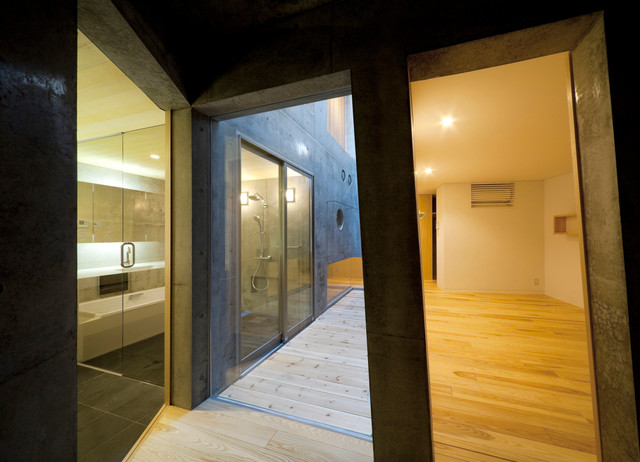 世田谷HN邸＜建物を貫く光のクレバスの家＞ modern-keller